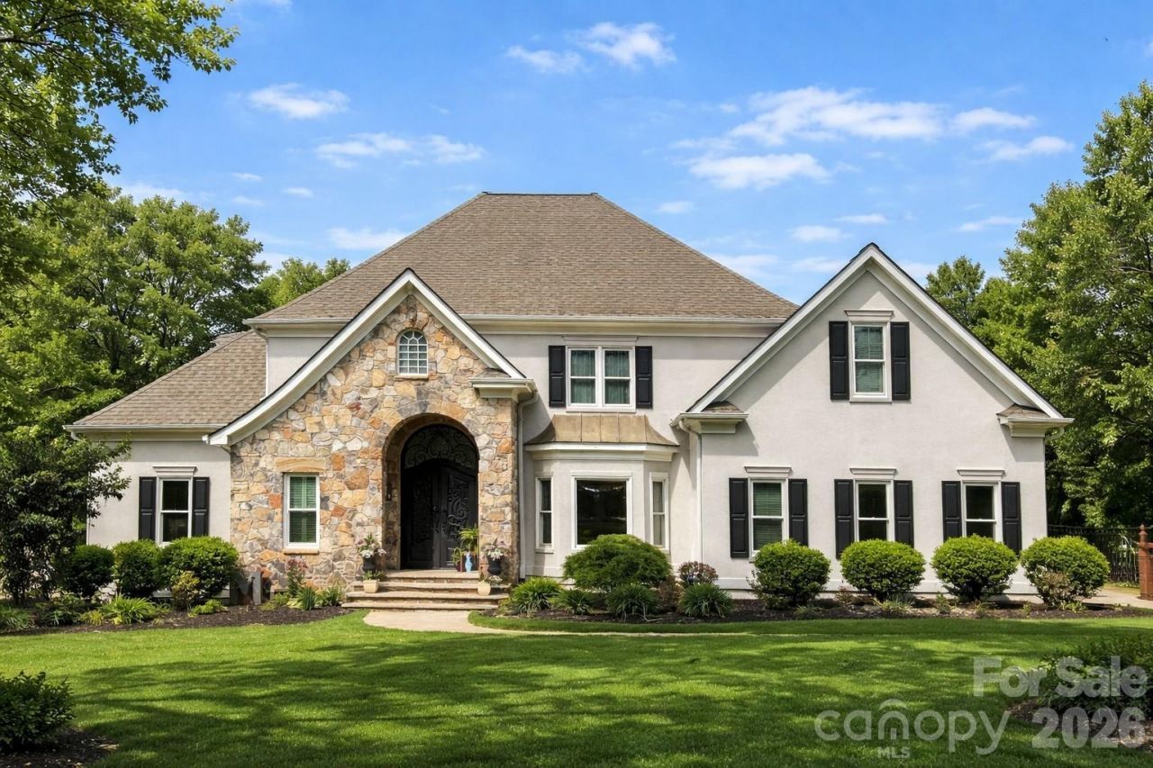 18928 Peninsula Point Drive, Cornelius, NC 28031 Main Photo