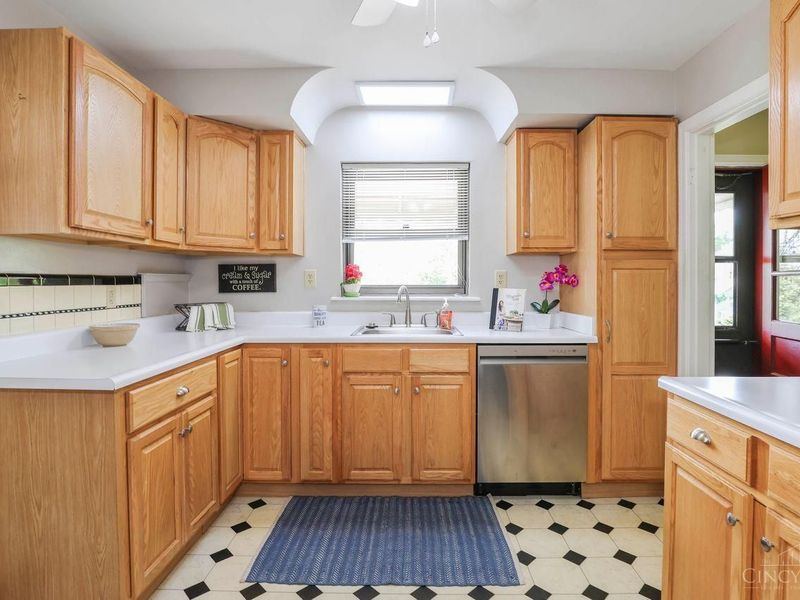 6229 Beechcrest Place, Cincinnati, OH 45230 Photo 14