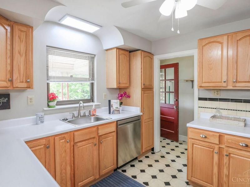 6229 Beechcrest Place, Cincinnati, OH 45230 Photo 15