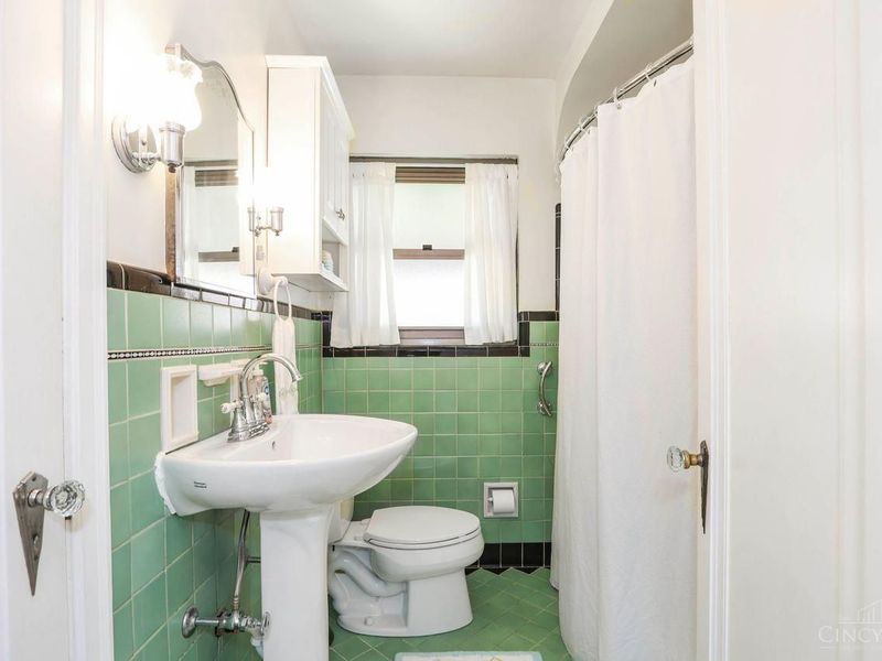 6229 Beechcrest Place, Cincinnati, OH 45230 Photo 22