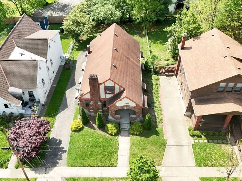 6229 Beechcrest Place, Cincinnati, OH 45230 Photo 3