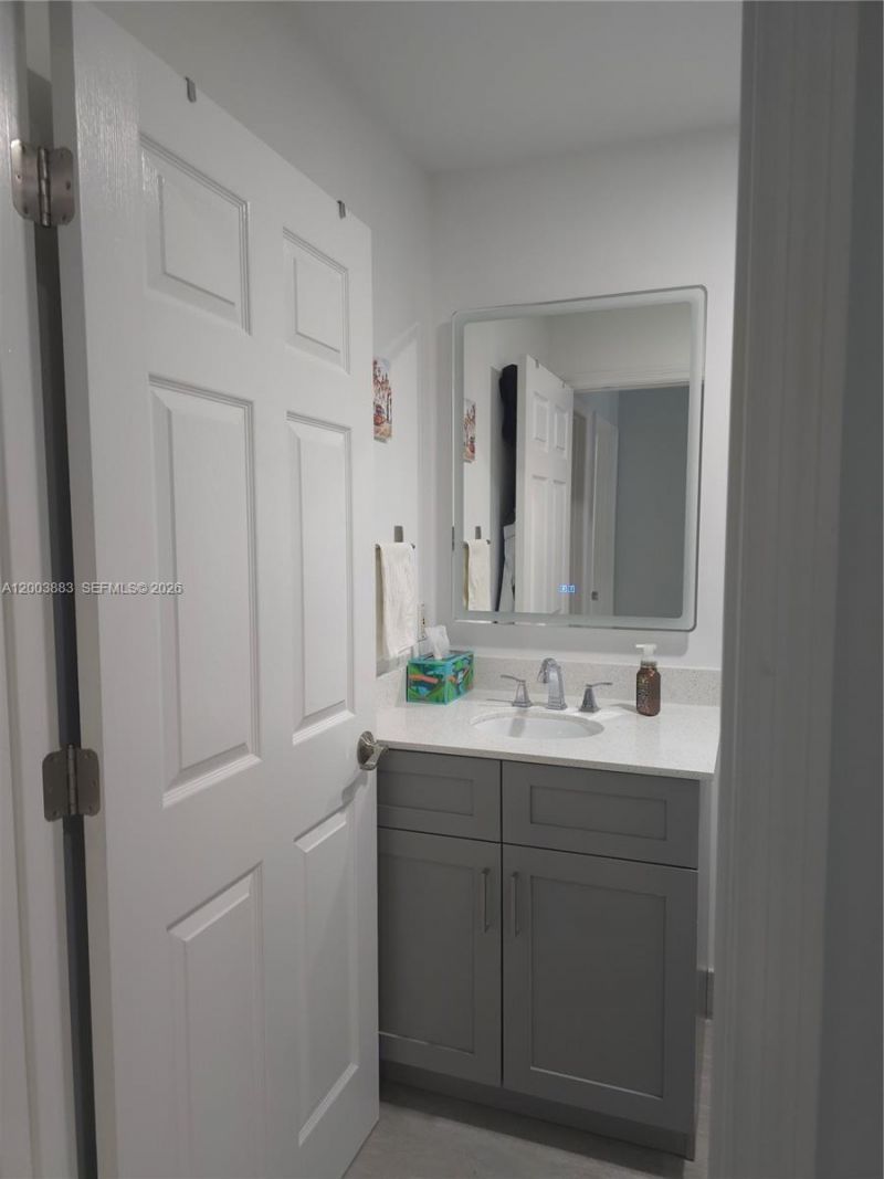 2411 SW 103rd Way, Miramar, FL 33025 Photo