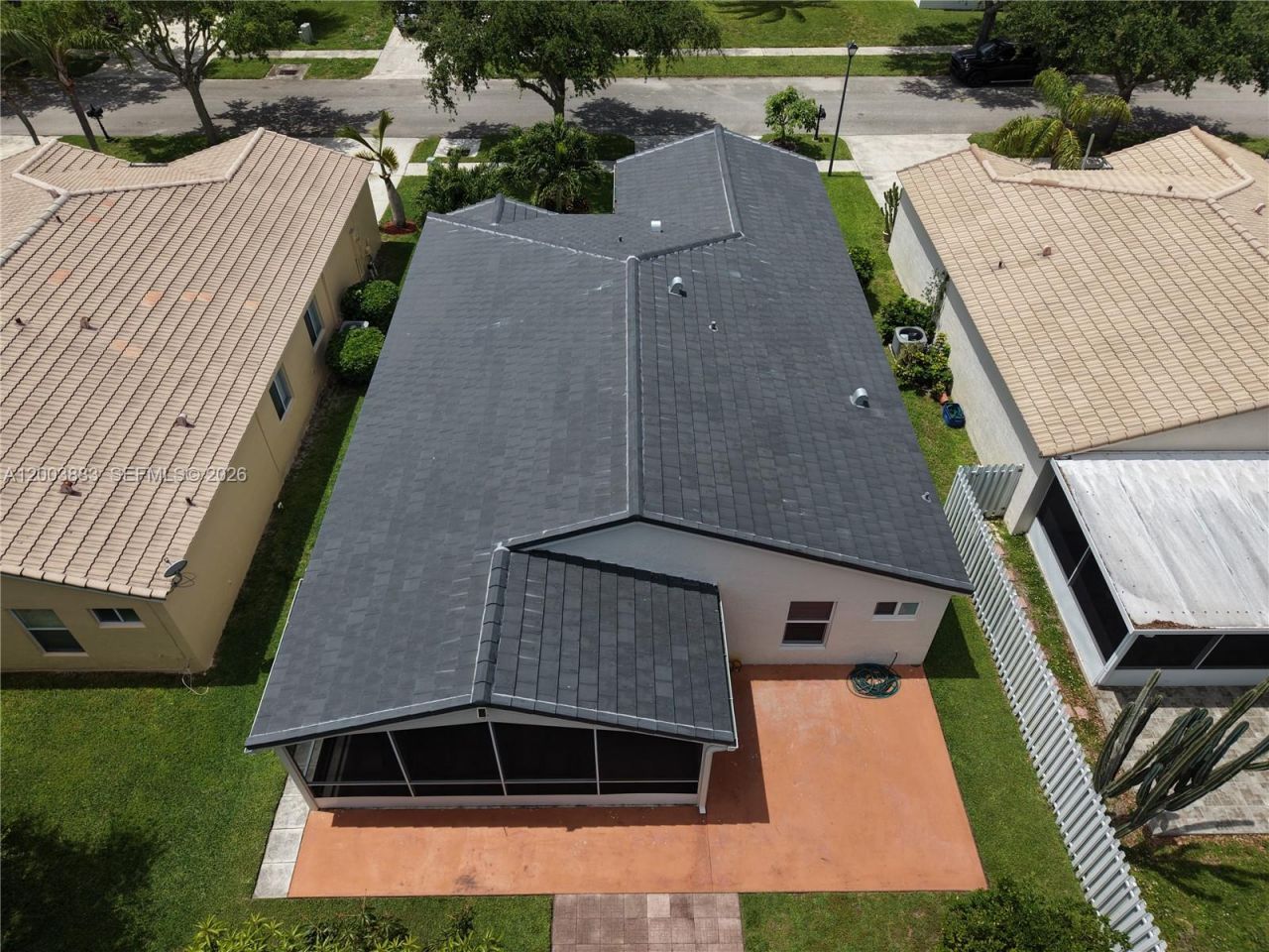 2411 SW 103rd Way, Miramar, FL 33025 Photo