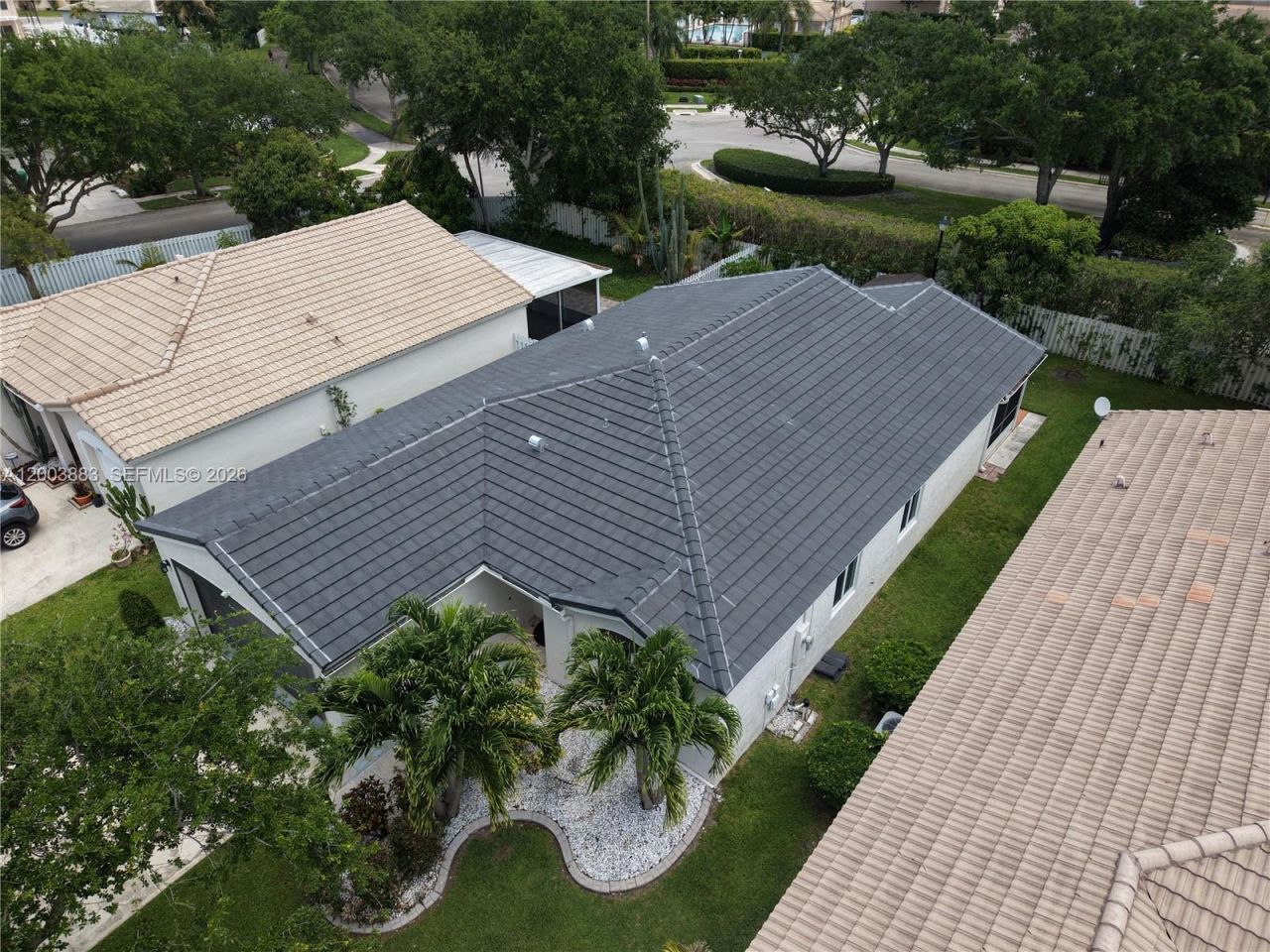 2411 SW 103rd Way, Miramar, FL 33025 Photo