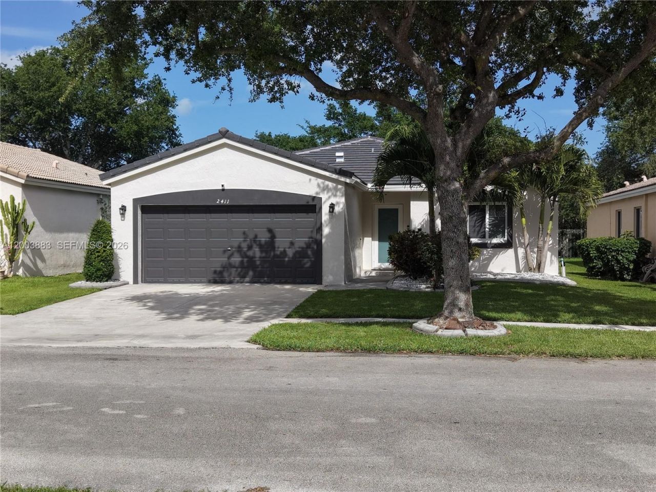 2411 SW 103rd Way, Miramar, FL 33025 Photo