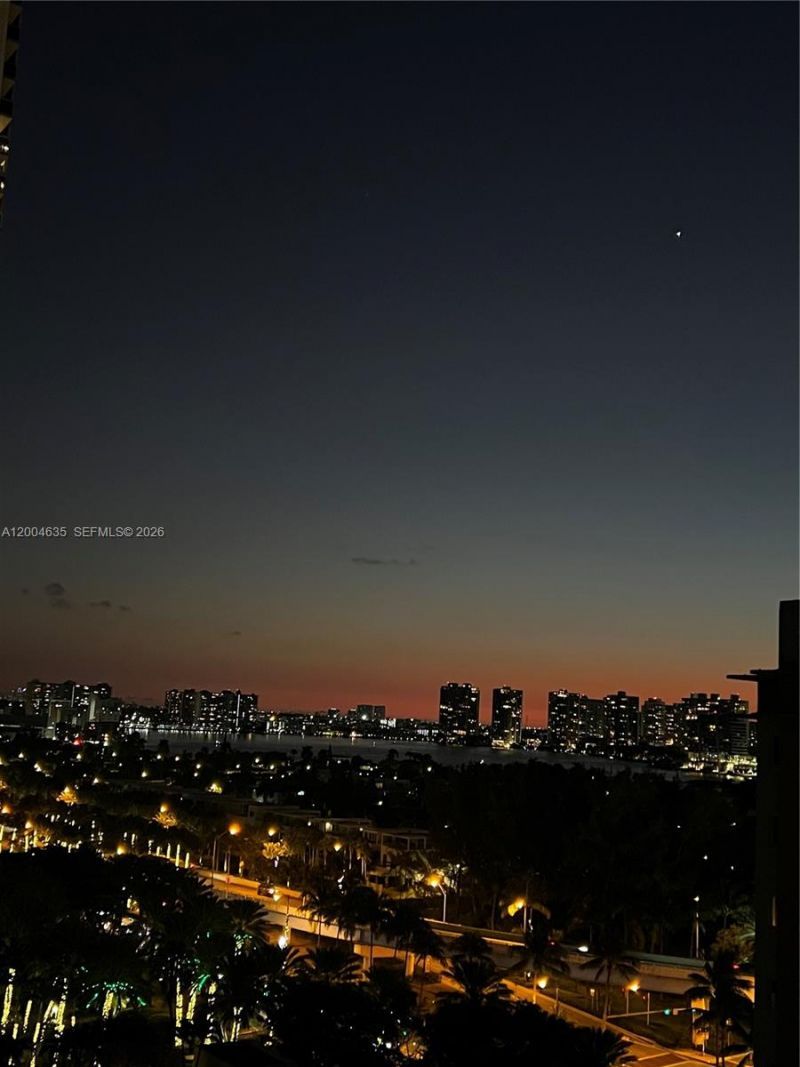 19201 Collins Ave , Unit 1109, Sunny Isles Beach, FL 33160 Photo