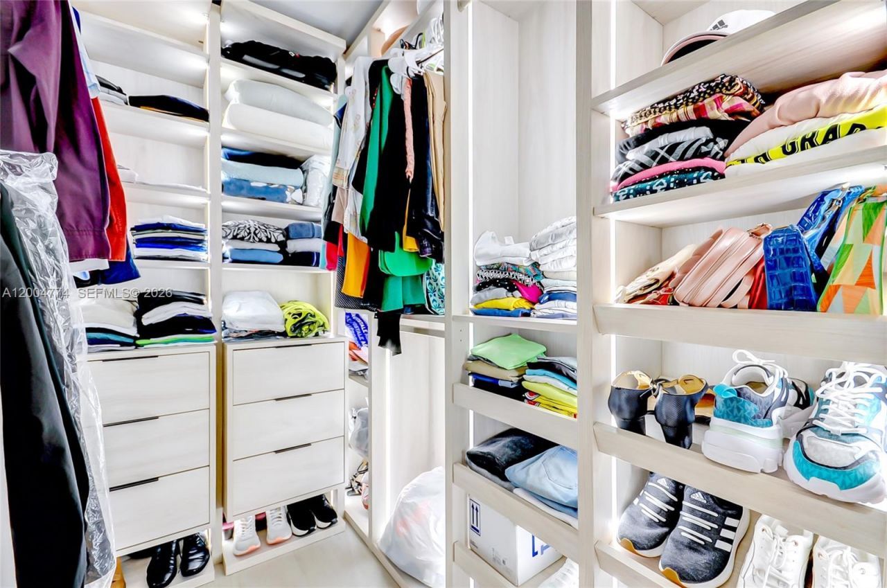 16175 Golf Club Rd, Unit 113, Weston, FL 33326 Photo