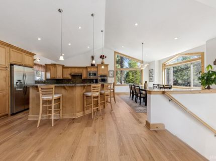 3274 S Upper Truckee Road, South Lake Tahoe, CA 96150 Photo