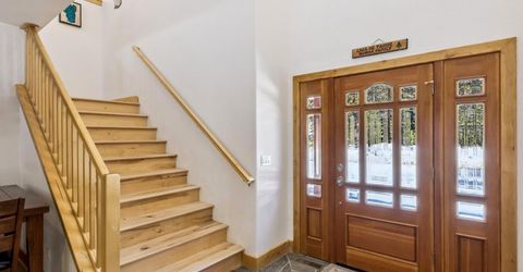 3274 S Upper Truckee Road, South Lake Tahoe, CA 96150 Photo