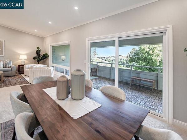 2625 Ptarmigan Dr , Unit 7, Walnut Creek, CA 94595