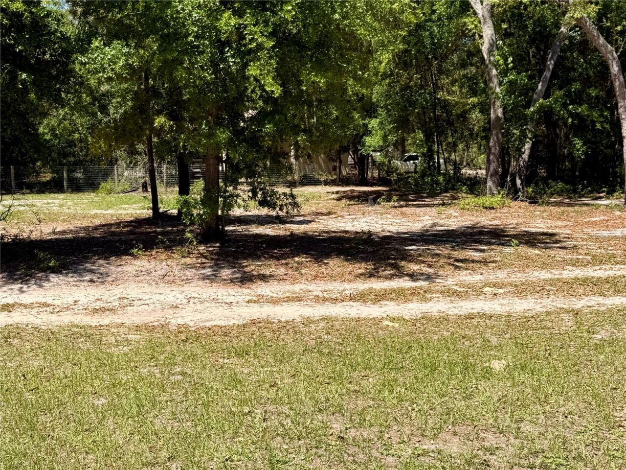 9711 SE Highway 464c , Ocklawaha, FL 32179 Photo