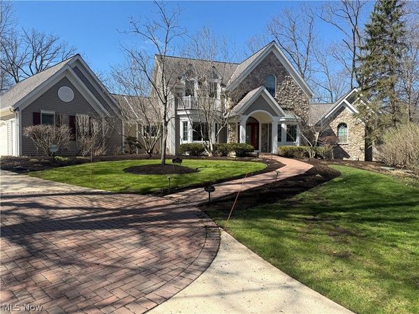 2890 Alvord , Pepper Pike, OH 44124