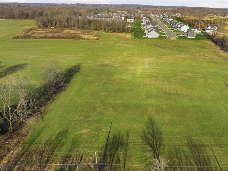 12083 Hoover Avenue NW, Uniontown, OH 44685 Photo 7