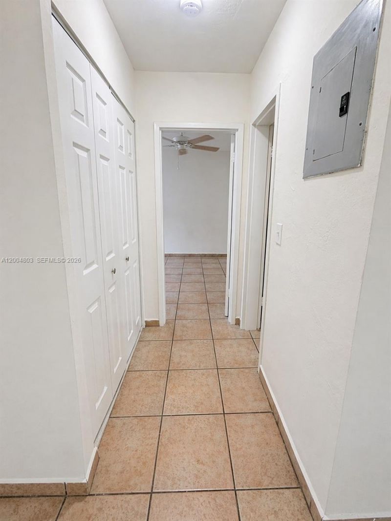225 Madeira Ave , Unit 3, Coral Gables, FL 33134 Photo