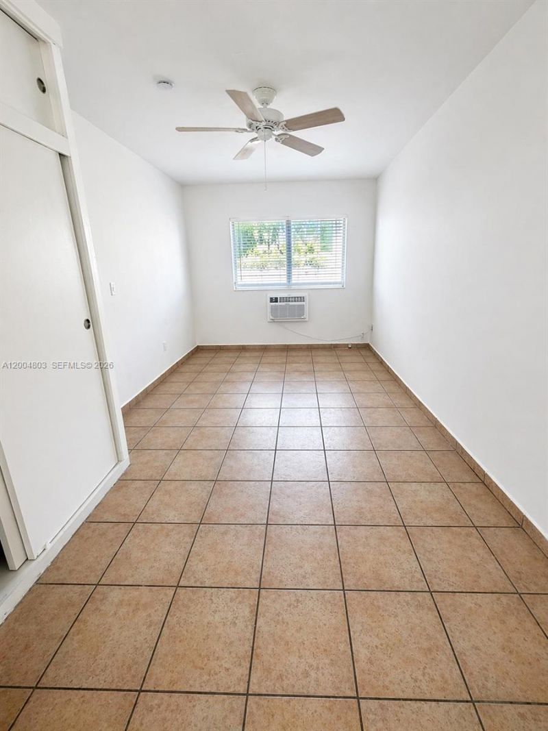 225 Madeira Ave , Unit 3, Coral Gables, FL 33134 Photo