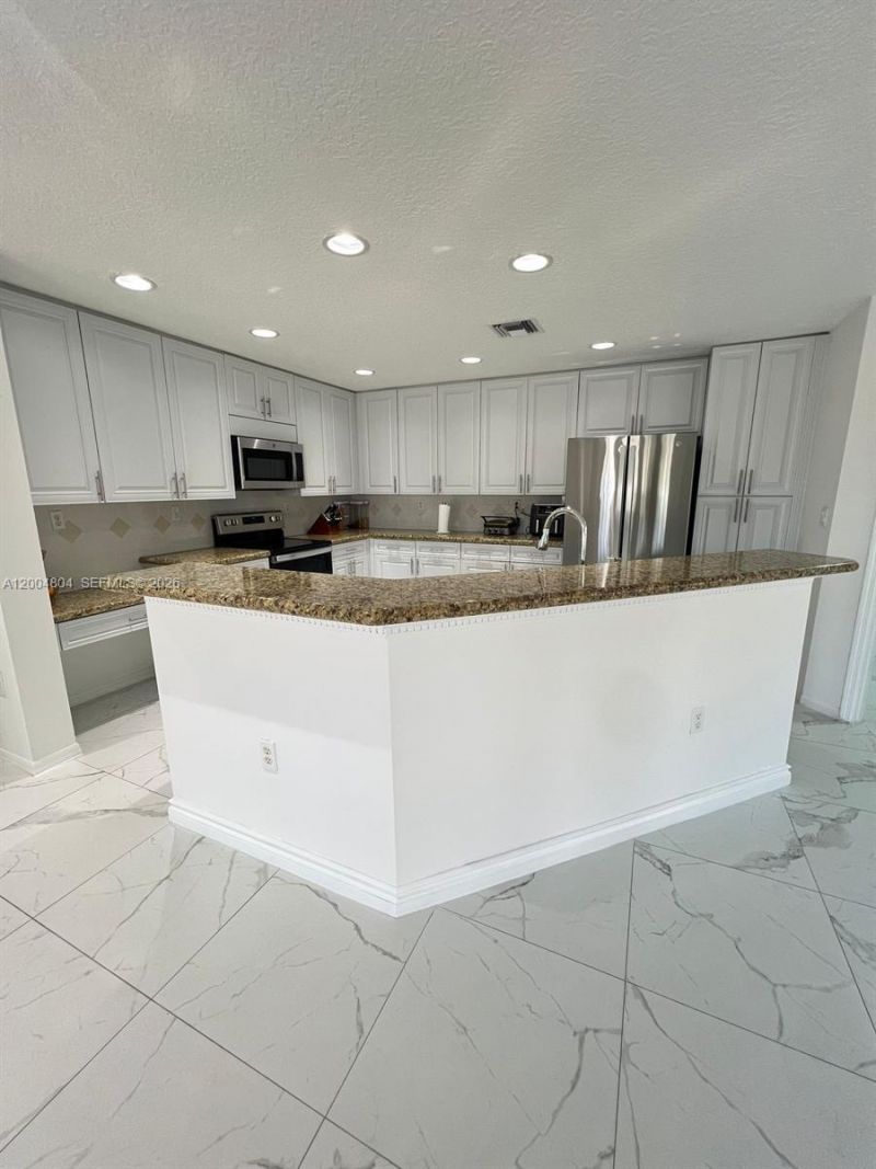 13840 NW 20th St , Pembroke Pines, FL 33028 Photo