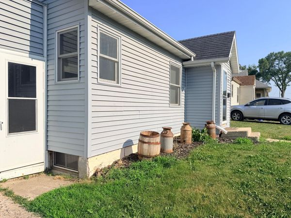 925 2nd Avenue SW, Pipestone, MN 56164