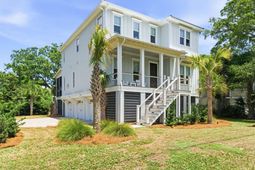 2200 Hartnett Boulevard photo 4