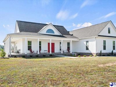 1372 Cubie Rd, Effingham, SC 29541