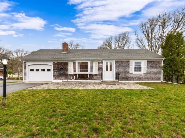 28 Merganser Ln, Yarmouth, MA 02673