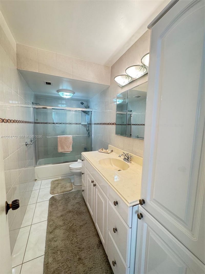 2030 S Ocean Dr , Unit 403, Hallandale Beach, FL 33009 Photo
