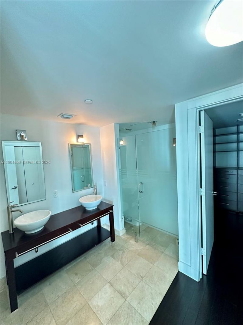 Please Call For Address, Unit 1402, Miami, FL 33130 Photo