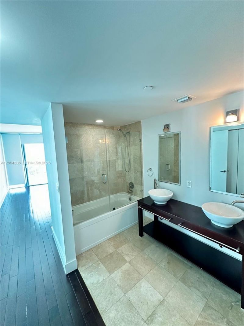 Please Call For Address, Unit 1402, Miami, FL 33130 Photo