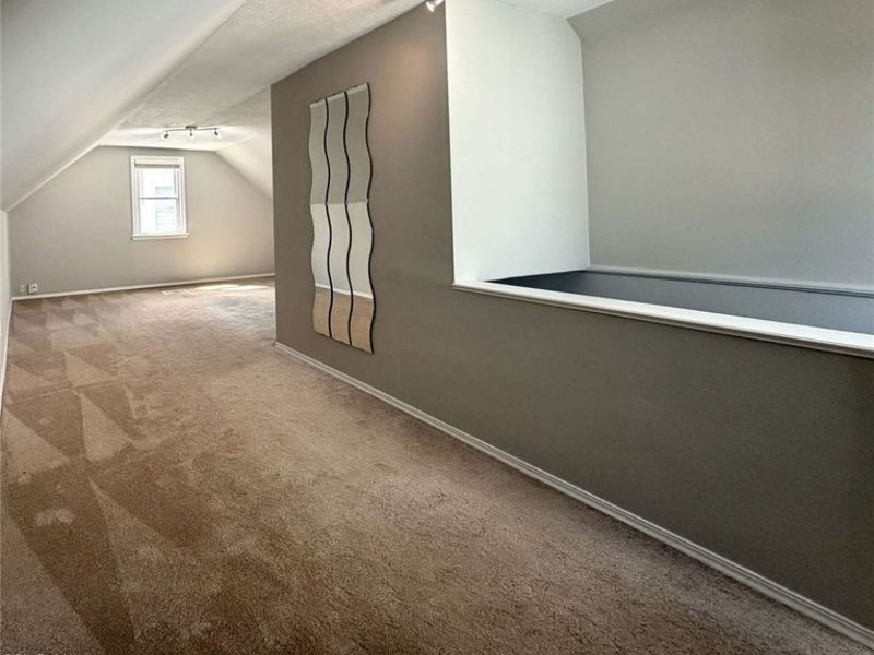 4515 Pershing Avenue, Parma, OH 44134 Photo 17