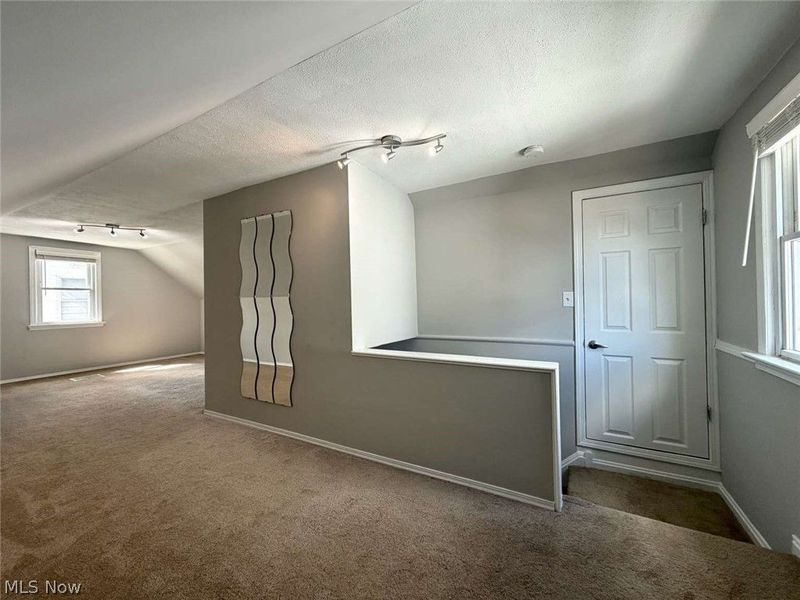 4515 Pershing Avenue, Parma, OH 44134 Photo 17