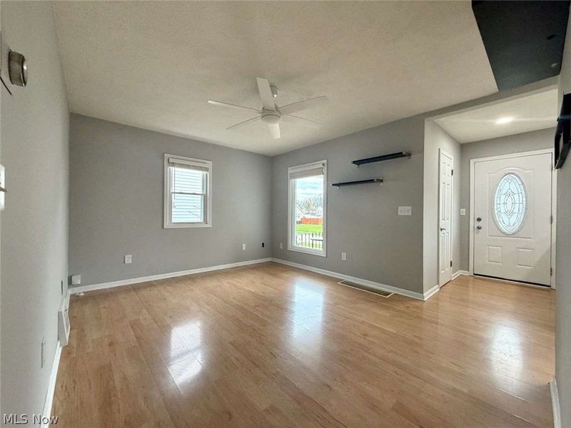 4515 Pershing Avenue, Parma, OH 44134 Photo 2