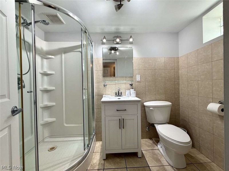 4515 Pershing Avenue, Parma, OH 44134 Photo 6