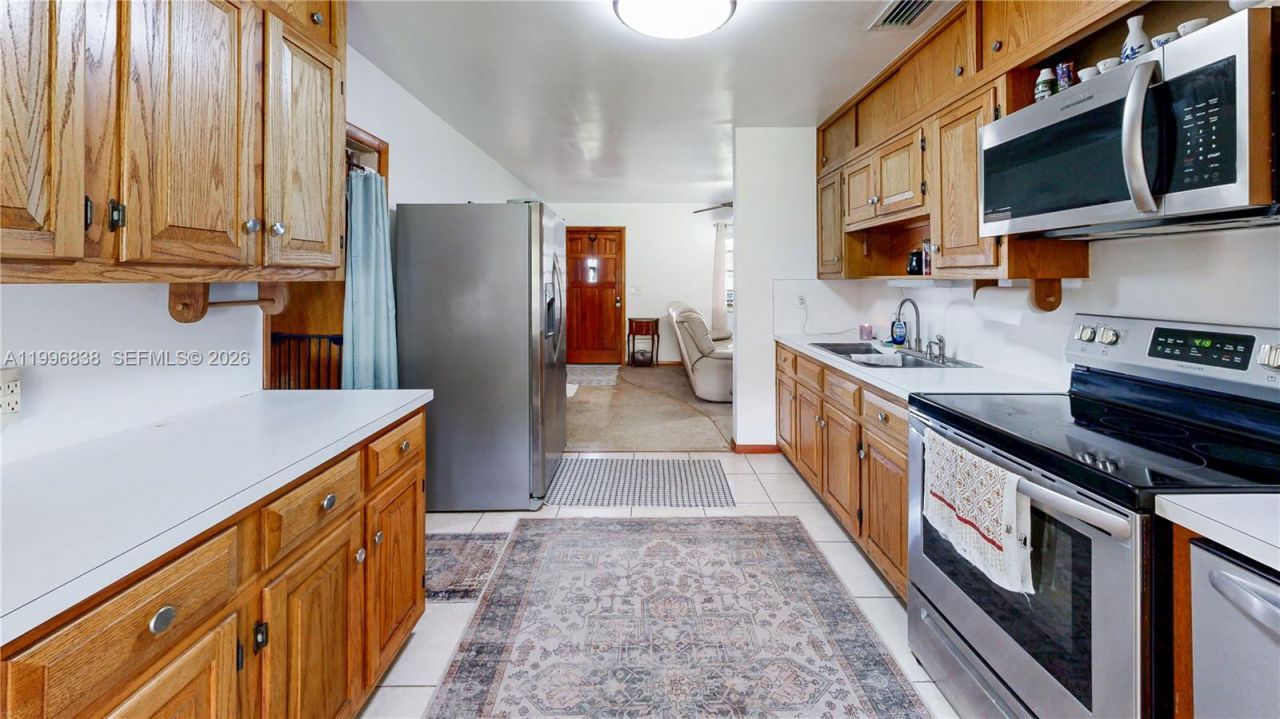 1560 NE 12th St, Homestead, FL 33033 Photo