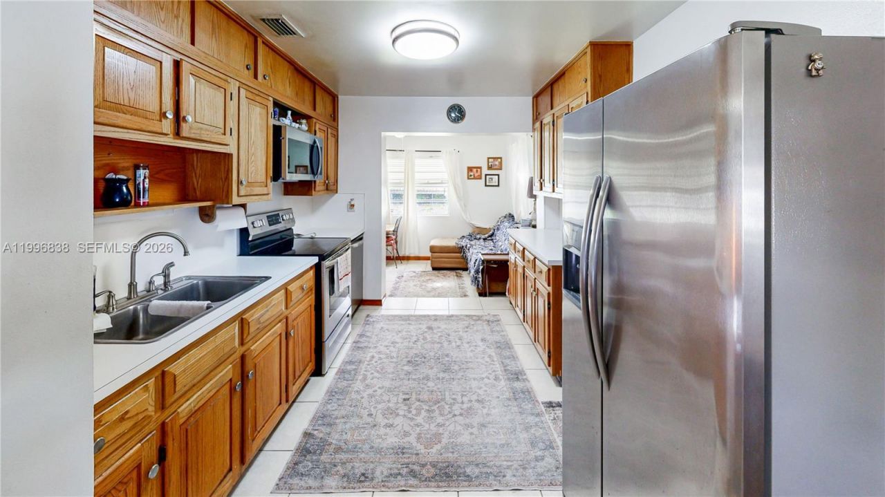 1560 NE 12th St, Homestead, FL 33033 Photo