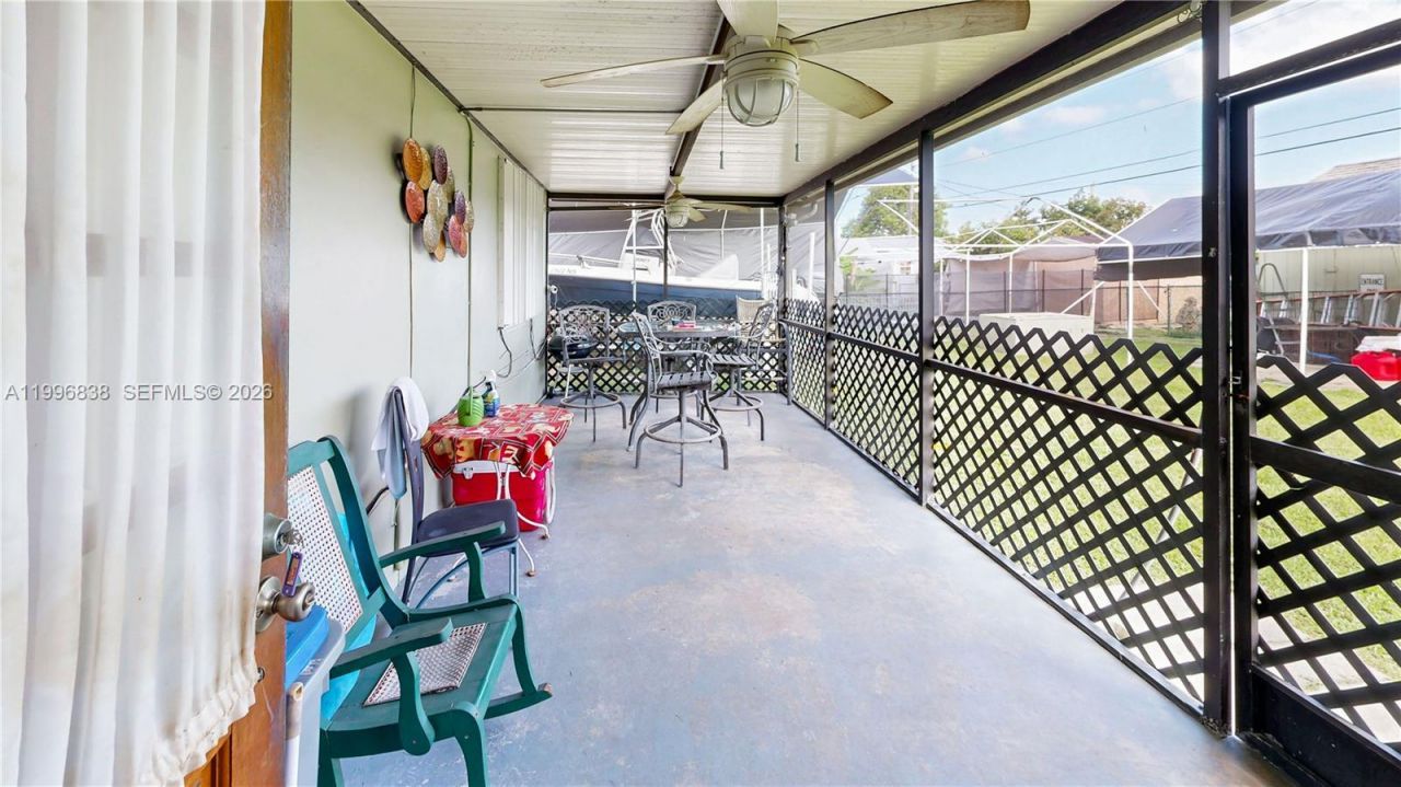 1560 NE 12th St, Homestead, FL 33033 Photo