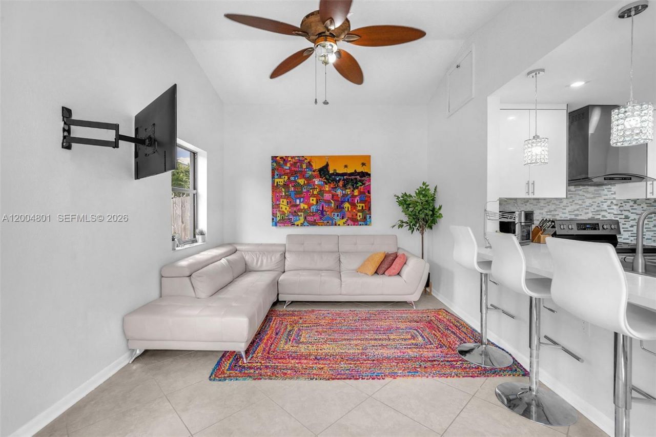 6221 Manchester Ln, Davie, FL 33331 Photo