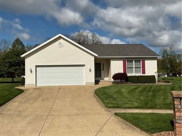 136 Forest View Court, Creston, OH 44217