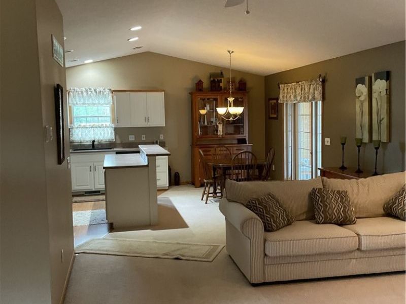 136 Forest View Court, Creston, OH 44217 Photo 6