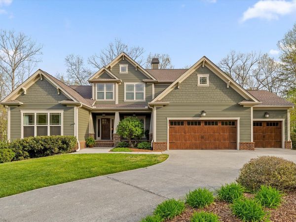 2639 Sly Fox Lane, Signal Mountain, TN 37377