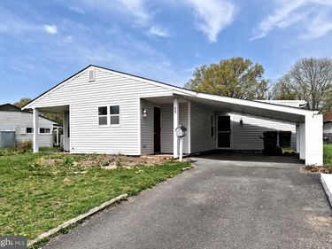59 THALIABUSH LANE, LEVITTOWN, PA 19054