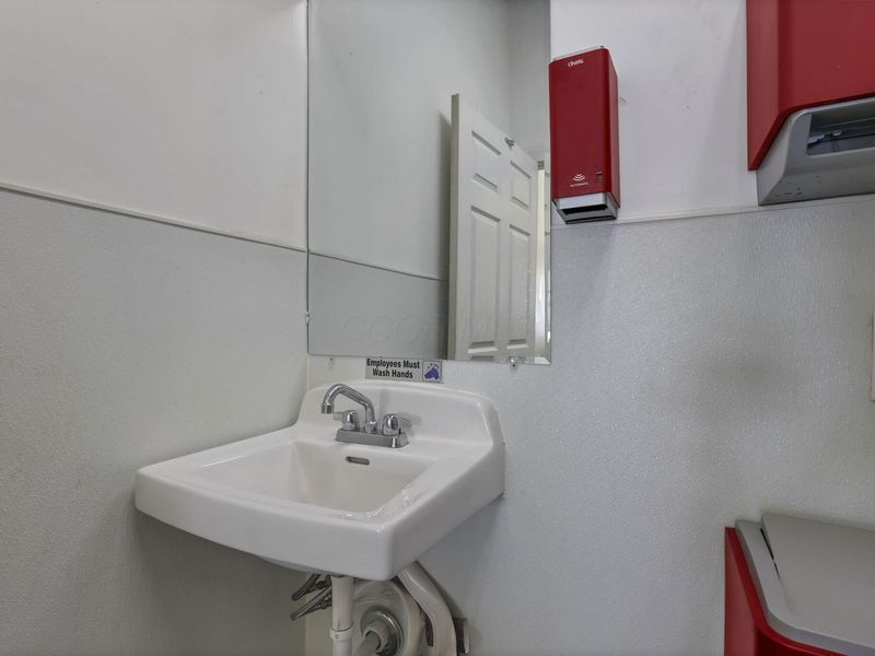 450 E Broad Street, Pataskala, OH 43062 Photo 15