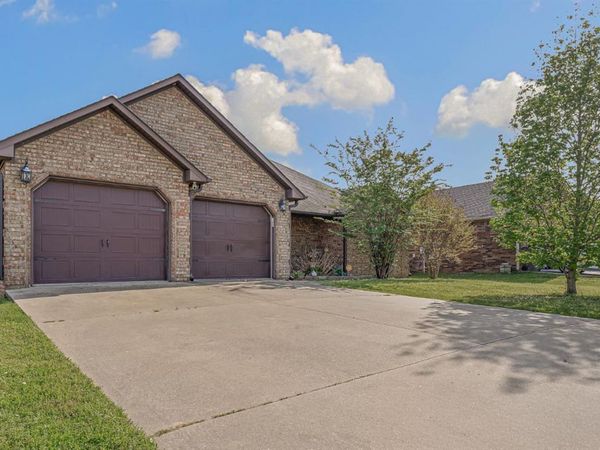 1204 Ryan Lane, Paragould, AR 72450