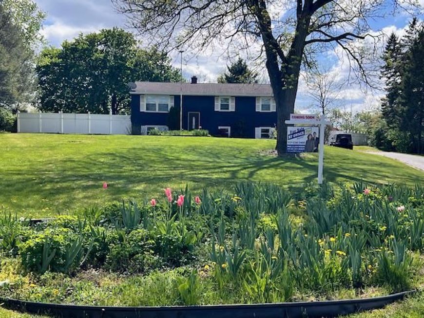 16 Pine Avenue, Fredericksburg, PA 17026 Main Photo