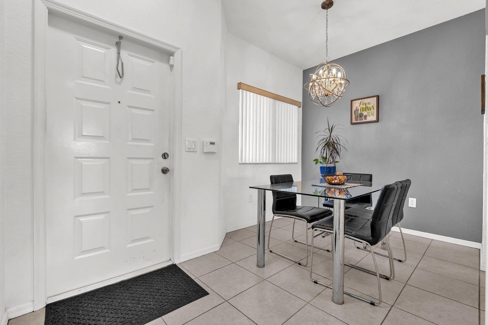 7735 Yardley Drive, Unit 305, Tamarac, FL 33321 Photo