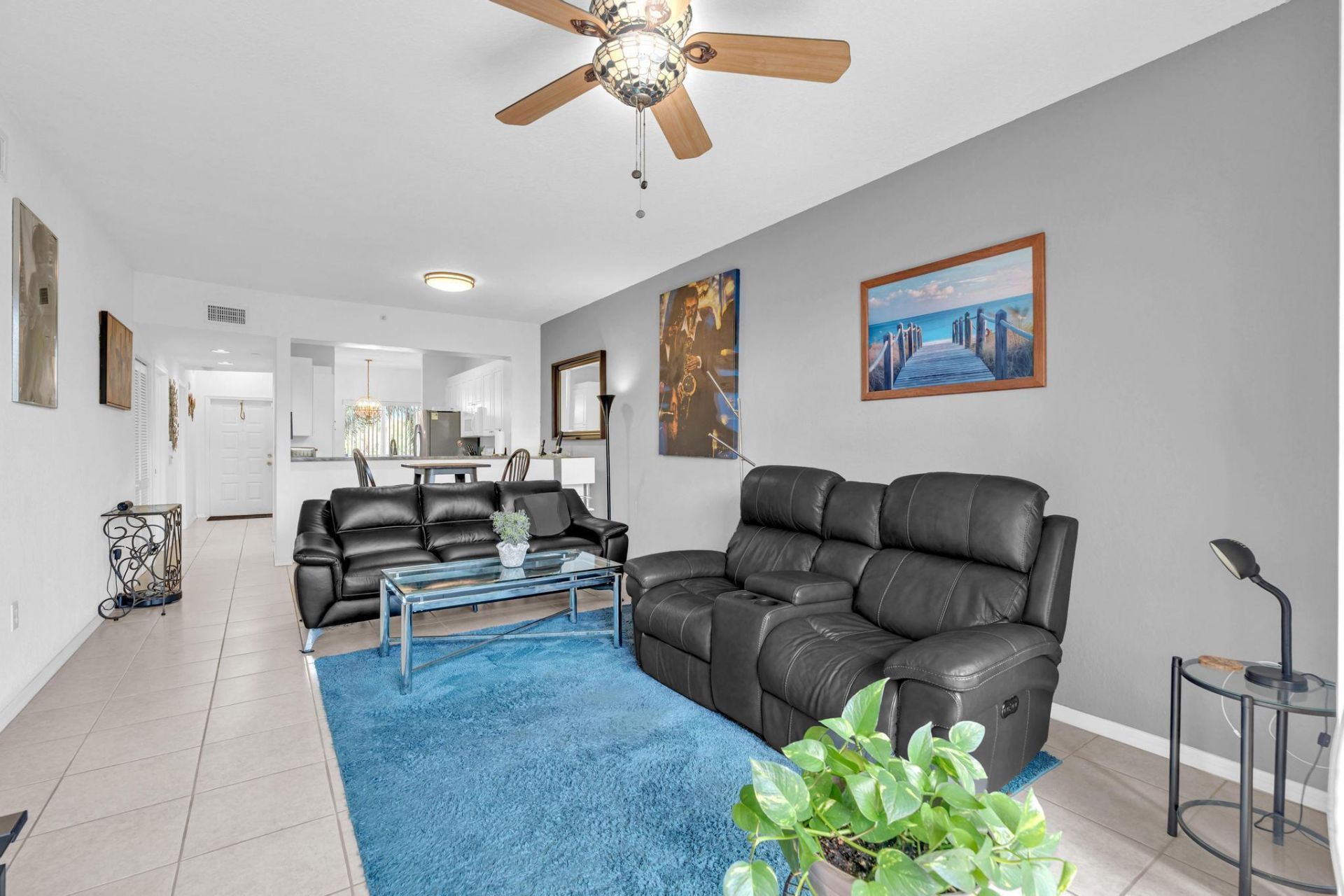 7735 Yardley Drive, Unit 305, Tamarac, FL 33321 Photo