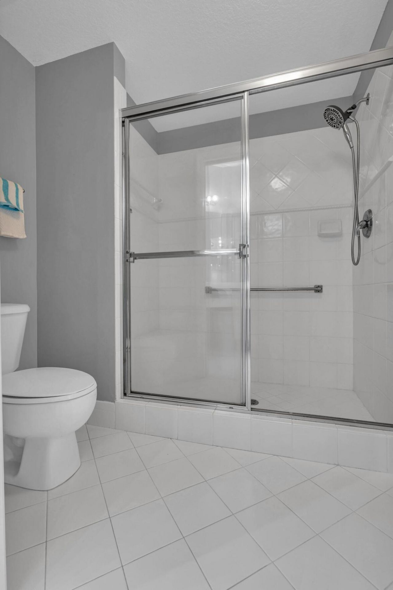 7735 Yardley Drive, Unit 305, Tamarac, FL 33321 Photo