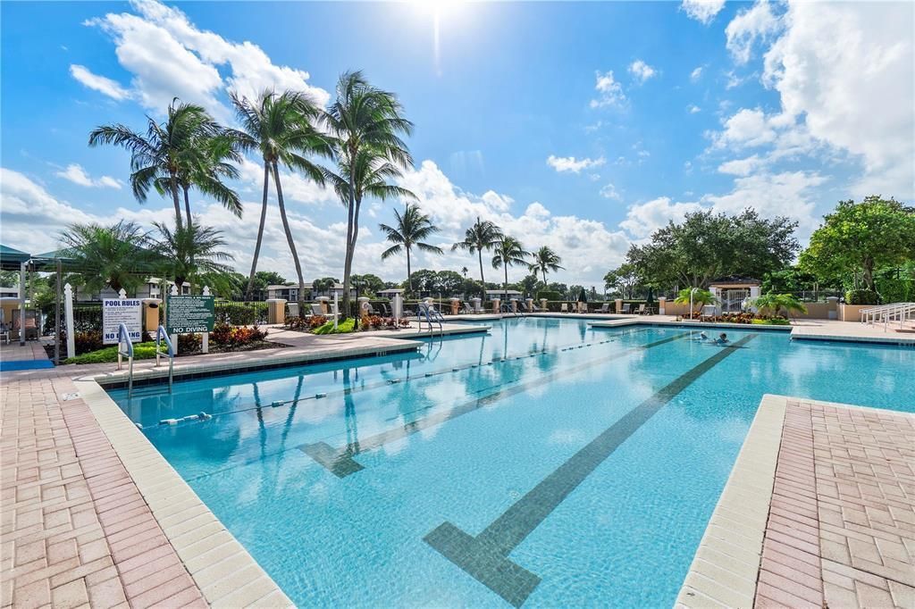 7735 Yardley Drive, Unit 305, Tamarac, FL 33321 Photo