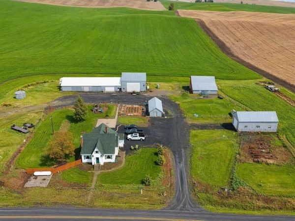 39919 S Farmington Rd, Latah, WA 99108