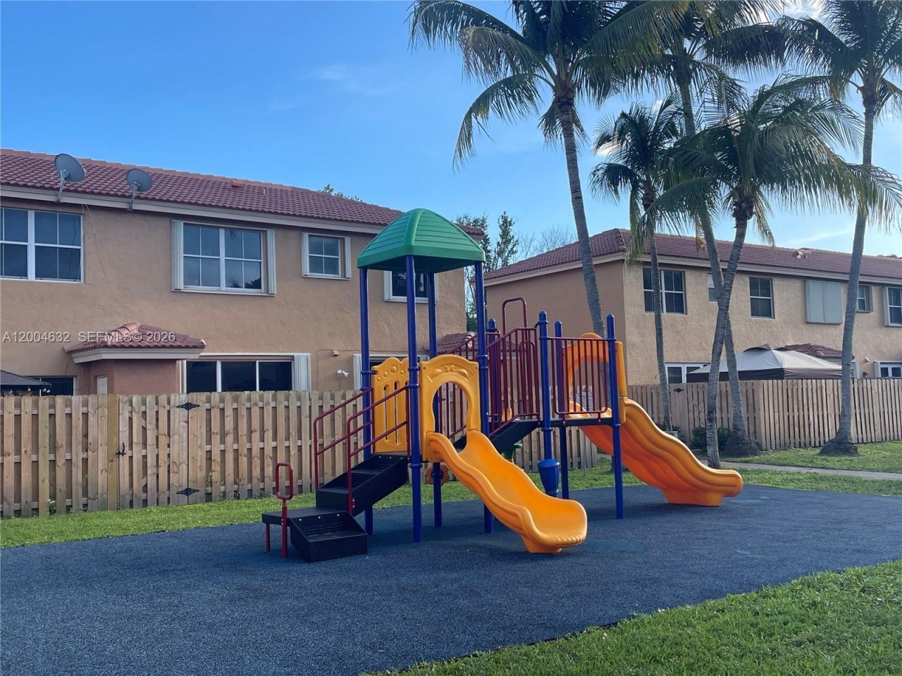 8423 NW 138th Ter, Unit 2804, Miami Lakes, FL 33016 Photo