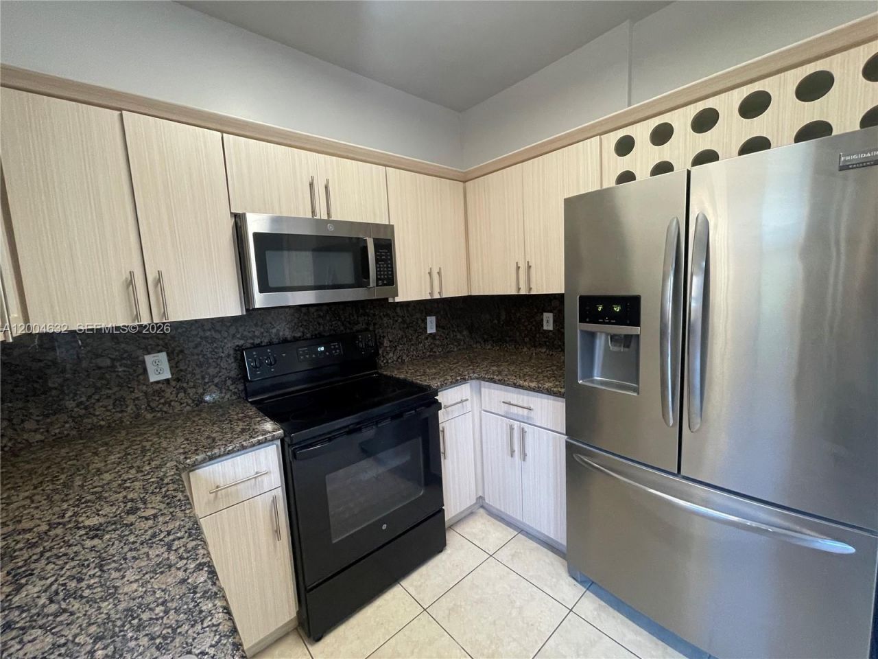 8423 NW 138th Ter, Unit 2804, Miami Lakes, FL 33016 Photo