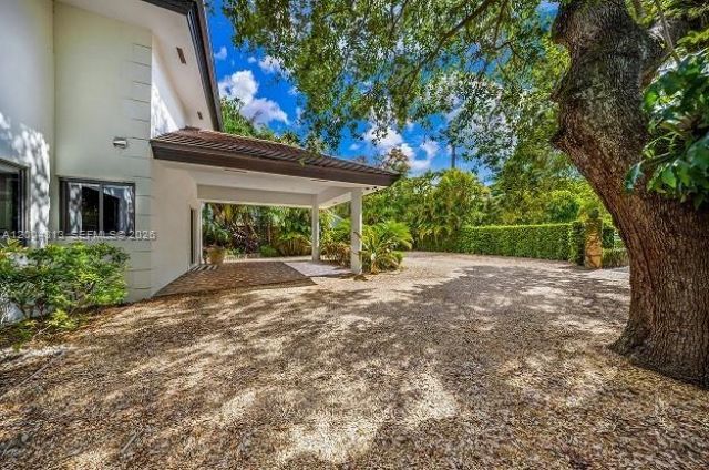 3900 S Douglas Rd, Coconut Grove, FL 33133 Photo